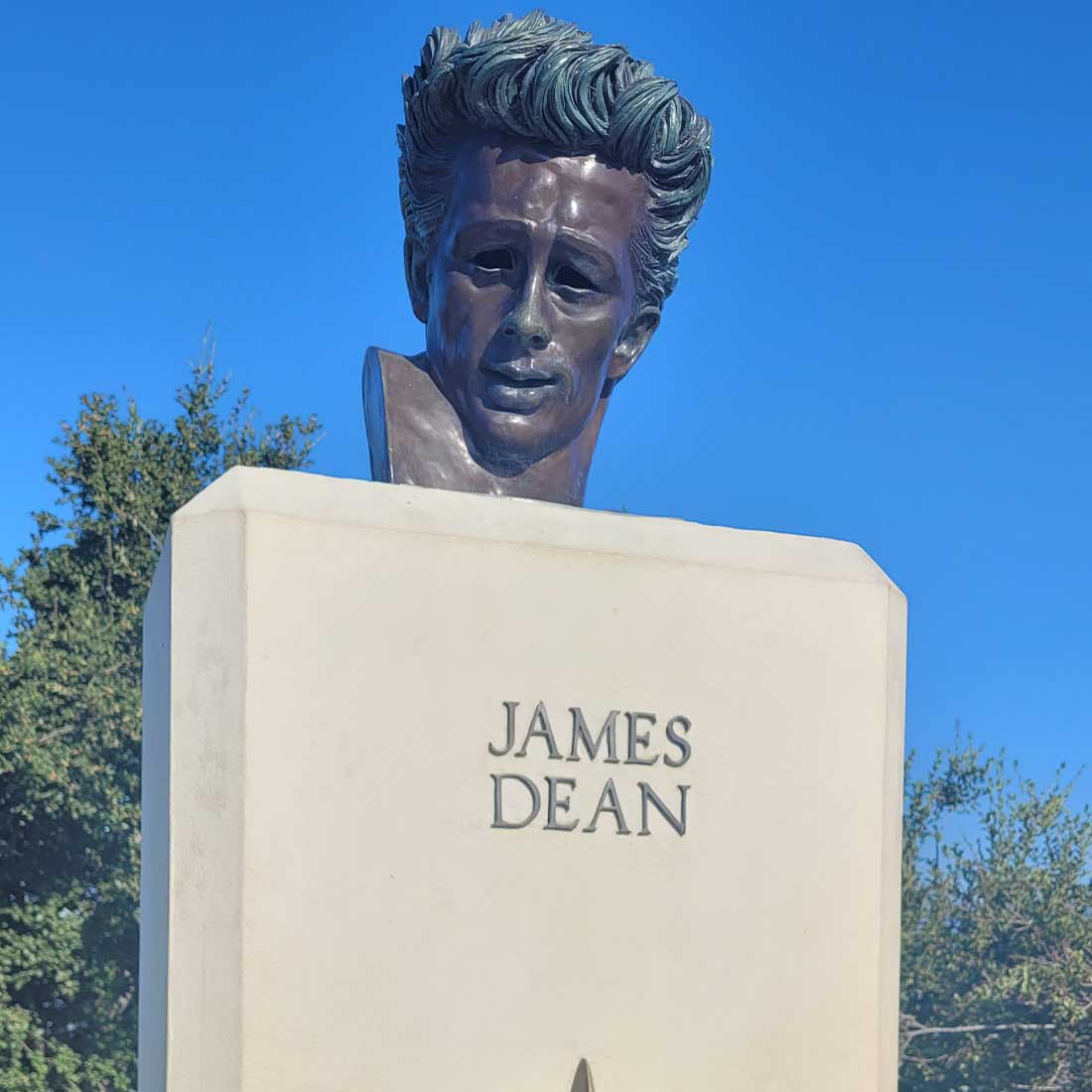 10G-James-Dean-Bust