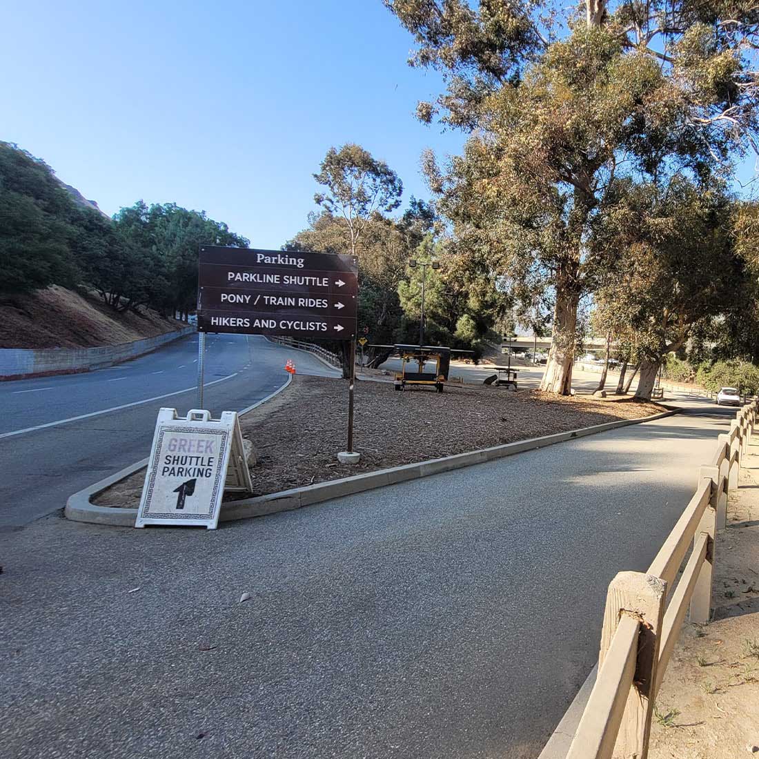 3B-Parkline-Shuttle-sign