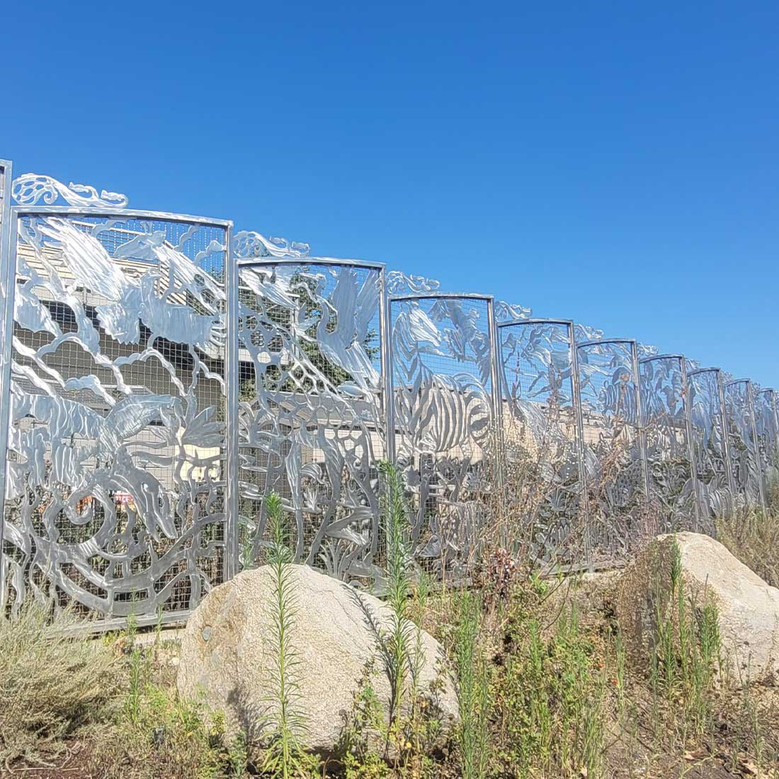 8G-Sculptured-Fences