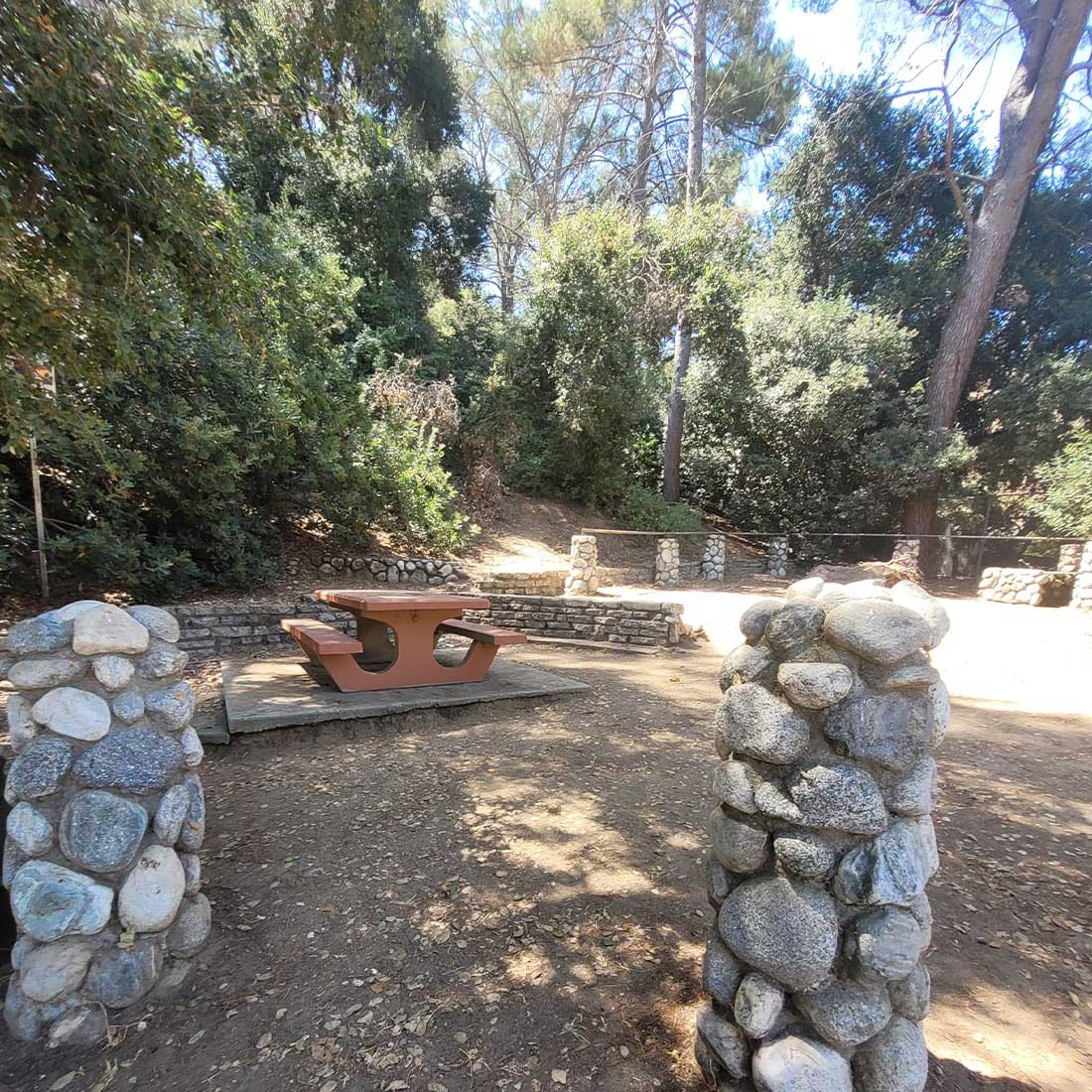 8S-Rustic-Picnic-Area